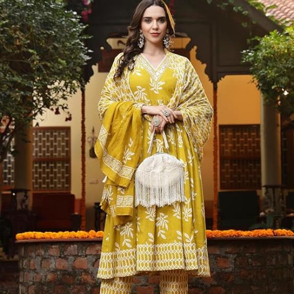 Women's Floral Printed Cotton Anarkali Kurta Pant Dupatta Set - Image 4